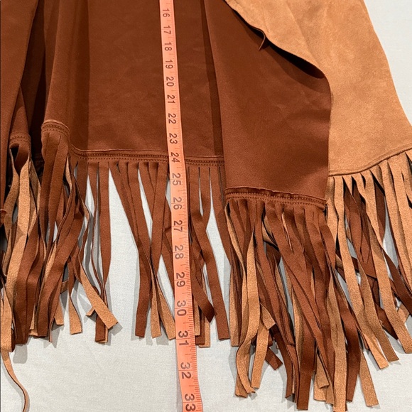 Composition/Zusamme Fringed Suede Sleeveless Vest in Cognac Brown - Picture 11 of 11